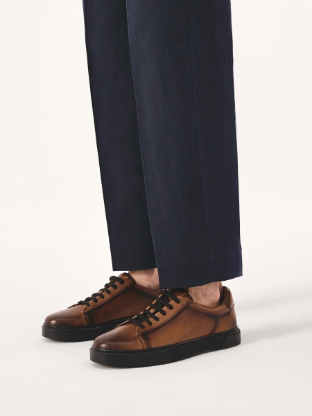 Brązowe sneakersy w stylu smart casual SILVAN